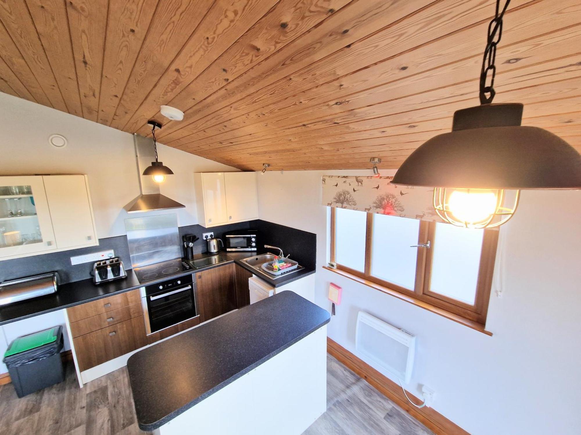Ochil 8 With Private Hot Tub - Fife - Loch Leven - Lomond Hills Villa Kelty Exteriör bild